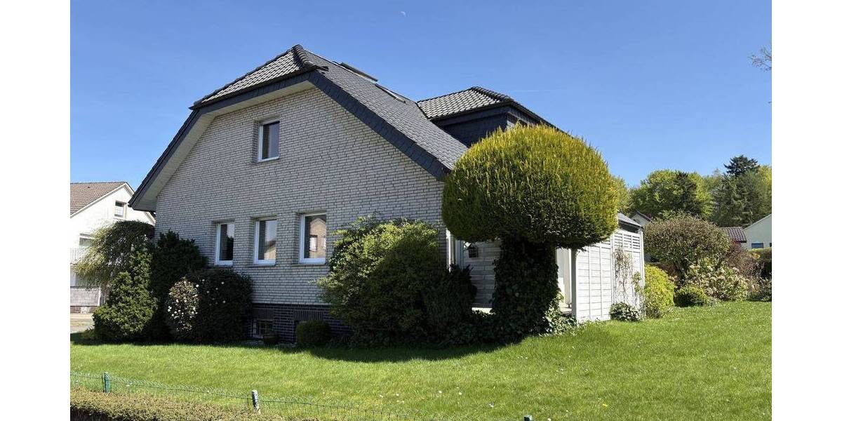 Einfamilienhaus Altenbeken - 8 Zimmer, 147 m&sup2;, 429.000&euro; | Angebot:26826119