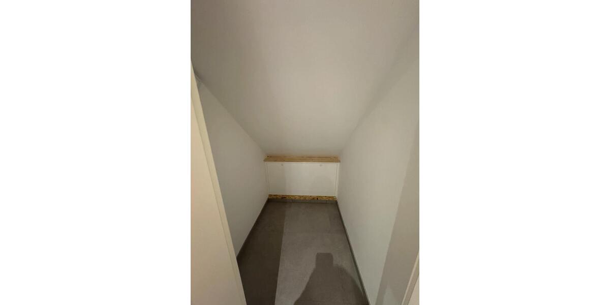Etagenwohnung Schlangen - 4 Zimmer, 120 m&sup2;, 1.350&euro; | Angebot:27535700