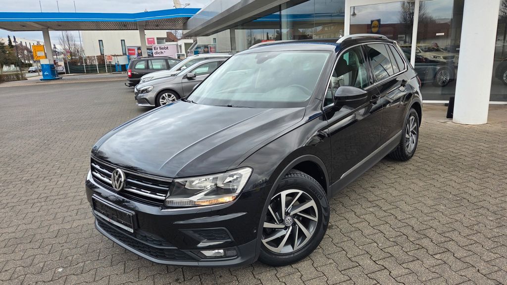 VW Tiguan 74.000 km 17.700 &euro; Salzkotten 33154