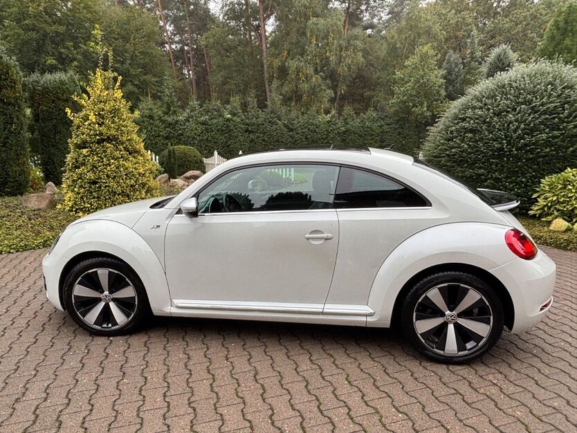 VW Beetle 186.923 km 8.900 € Schloß Holte 33758