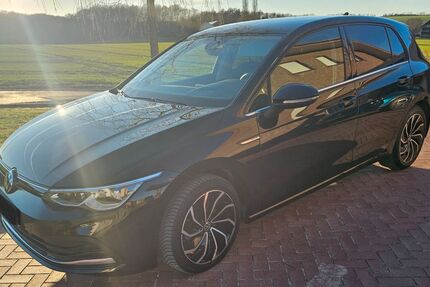 VW Golf 52.959 km 22.700 &euro; Büren 33142