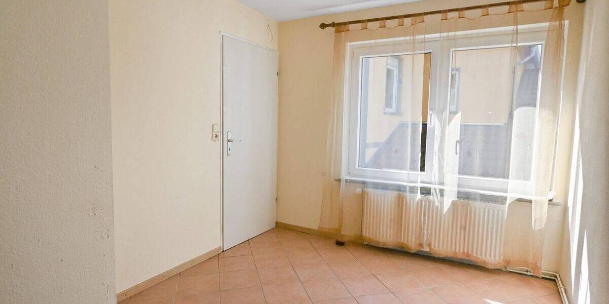 Einfamilienhaus Oerlinghausen - 8 Zimmer, 133 m&sup2;, 265.000&euro; | Angebot:26644191