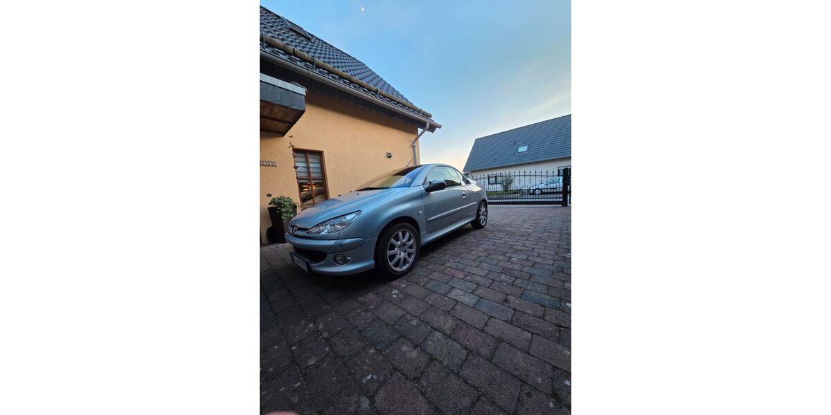 Peugeot 206 199.000 km 2.800 &euro; Stukenbrock 33758