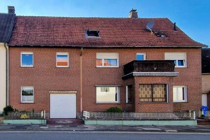 Einfamilienhaus in Bad Driburg Pömbsen mit Garten und Terrasse.