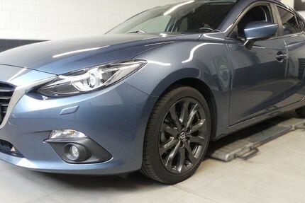Mazda 3 88.500 km 12.990 &euro; Paderborn 33106