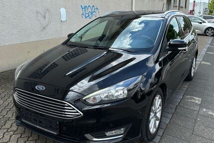 Ford Focus 117.000 km 6.999 &euro; Paderborn 33100