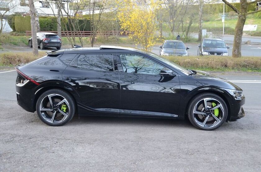 EV6