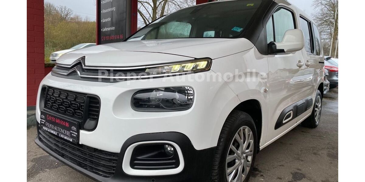 Citroen Berlingo 180.000 km 13.490 € Oerlinghausen 33813