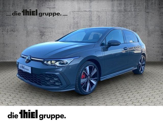 VW Golf 83.400 km 25.680 &euro; Paderborn 33104