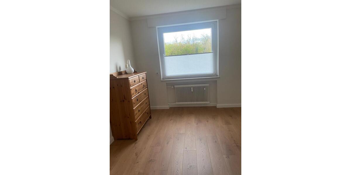 Hochparterre Paderborn Neuenbeken - 3 Zimmer, 91 m&sup2;, 950&euro; | Angebot:26692788