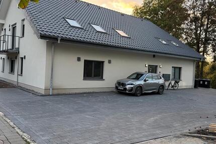 Wohnung Bad Lippspringe - 3 Zimmer, 67 m&sup2;, 996&euro; | Angebot:27618596
