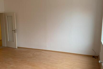 Wohnung Nieheim - 3 Zimmer, 92 m&sup2;, 600&euro; | Angebot:26603543