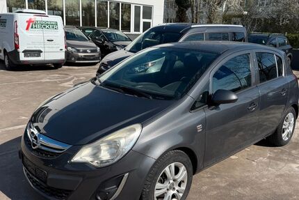 Opel Corsa 122.000 km 2.750 &euro; Detmold 32758