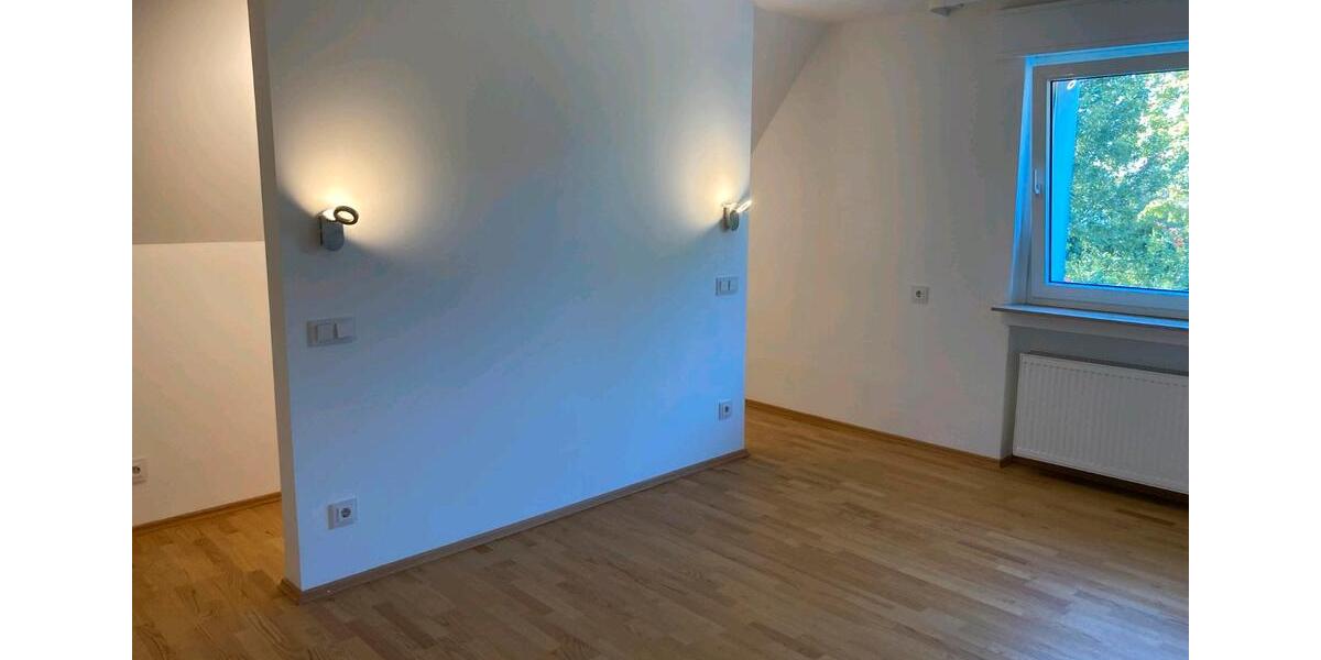 Etagenwohnung Paderborn Univiertel - 4 Zimmer, 110 m&sup2;, 1.400&euro; | Angebot:27596971
