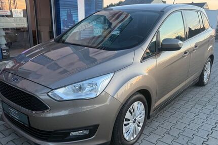 Ford Grand C-Max 89.636 km 9.999 &euro; Paderborn 33104