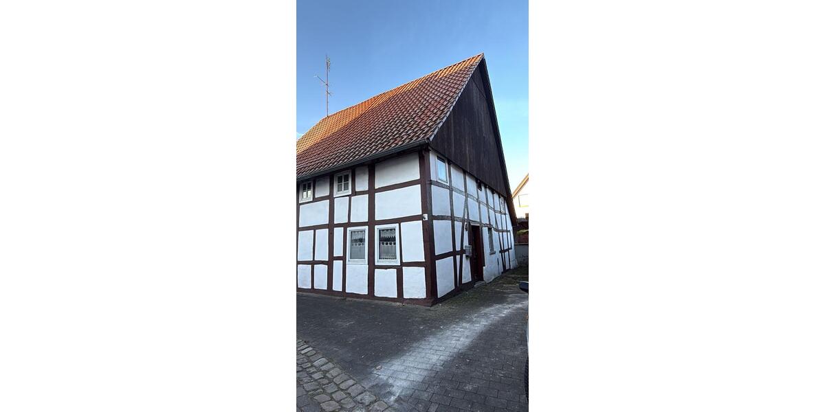 Mehrfamilienhaus, Wohnhaus Detmold - 12 Zimmer, 250 m&sup2;, 100.000&euro; | Angebot:26730254