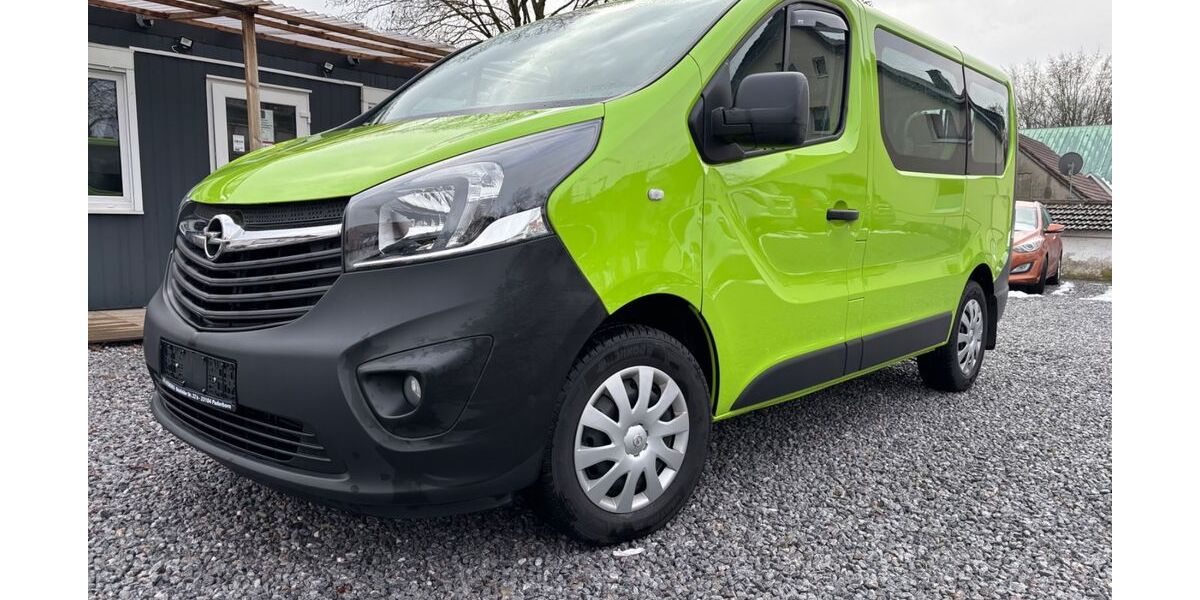 Opel Vivaro 90.092 km 18.590 &euro; Paderborn 33104