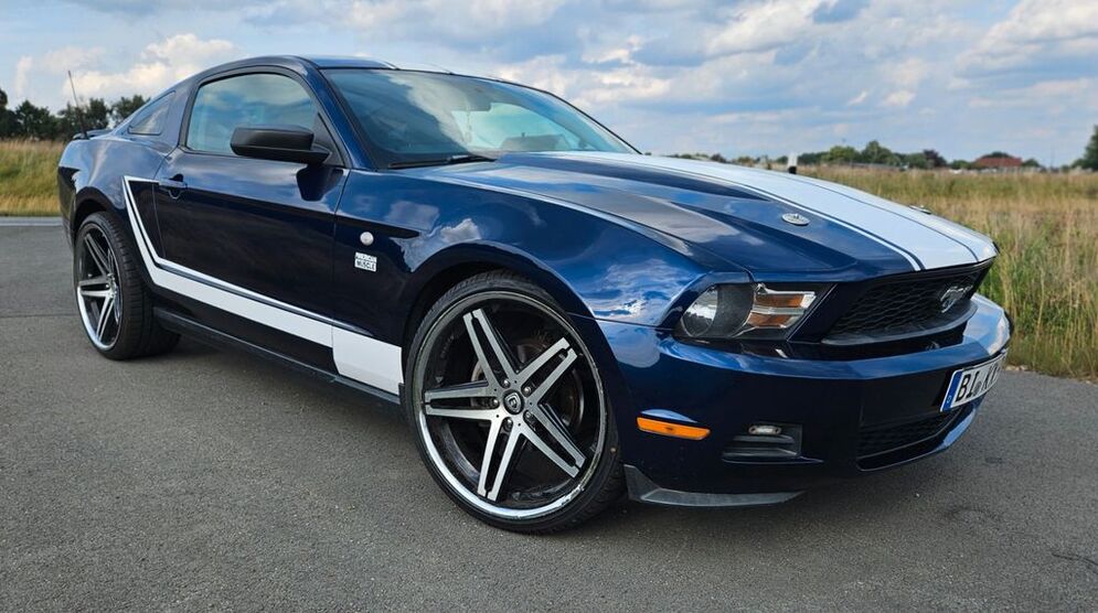 Ford Mustang 147.600 km 11.950 € Bielefeld 33699