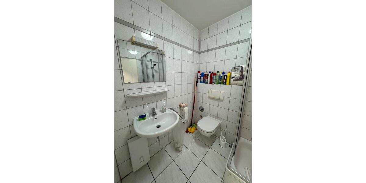 Dachgeschoßwohnung Paderborn - 1 Zimmer, 30 m&sup2;, 500&euro; | Angebot:26446359