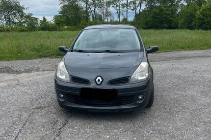 Renault Clio 195.000 km 1.650 &euro; Detmold 32760