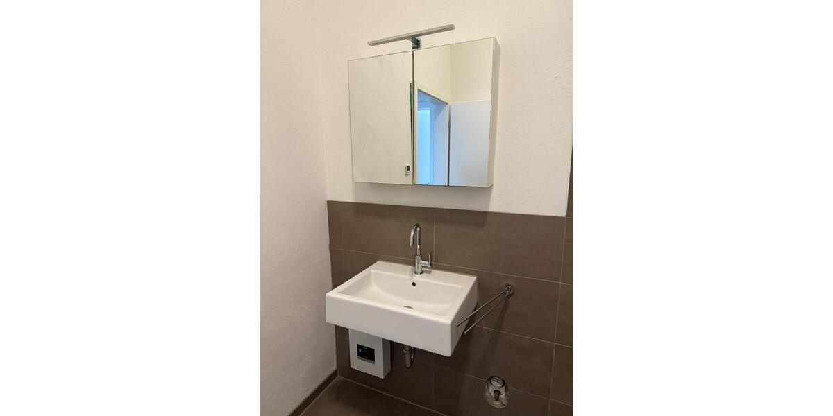 Terrassenwohnung Bad Wünnenberg - 3 Zimmer, 98 m&sup2;, 850&euro; | Angebot:26577491