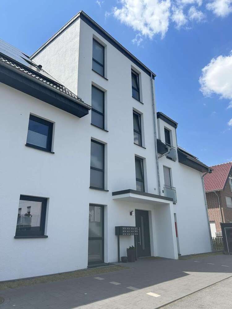 Wohnung zum Mieten in Paderborn-Wewer 1.104 € 96 m²