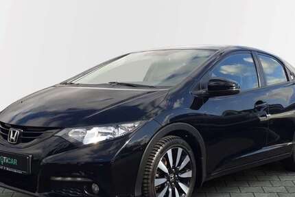 Honda Civic 94.820 km 11.750 € Paderborn 33100