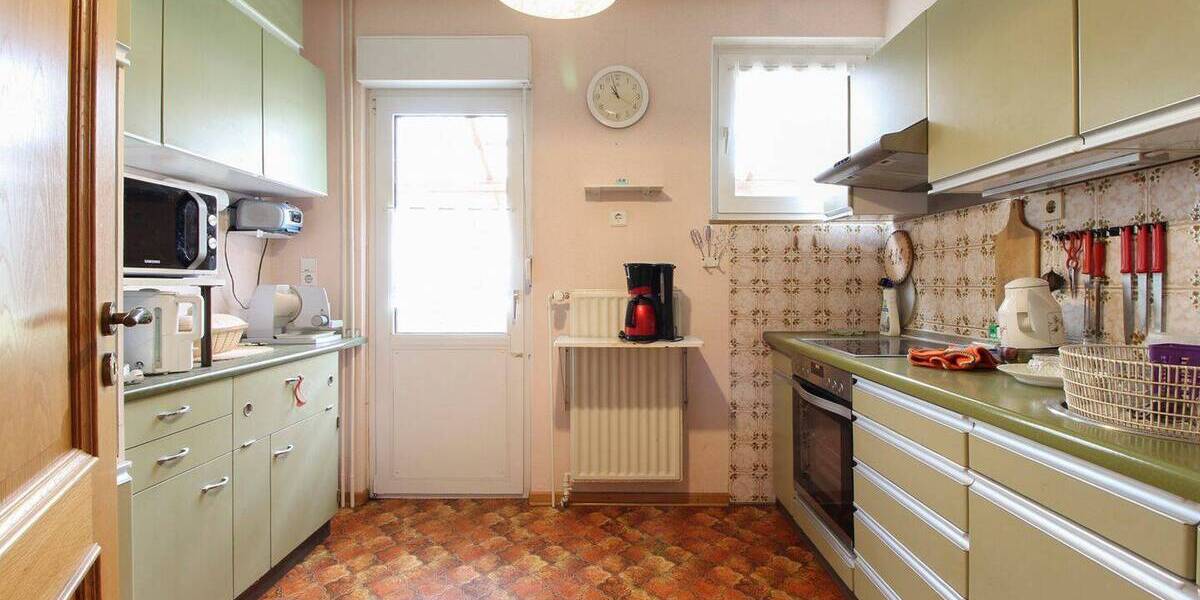 Einfamilienhaus Bad Driburg Siebenstern - 7 Zimmer, 139 m&sup2;, 175.000&euro; | Angebot:26275613