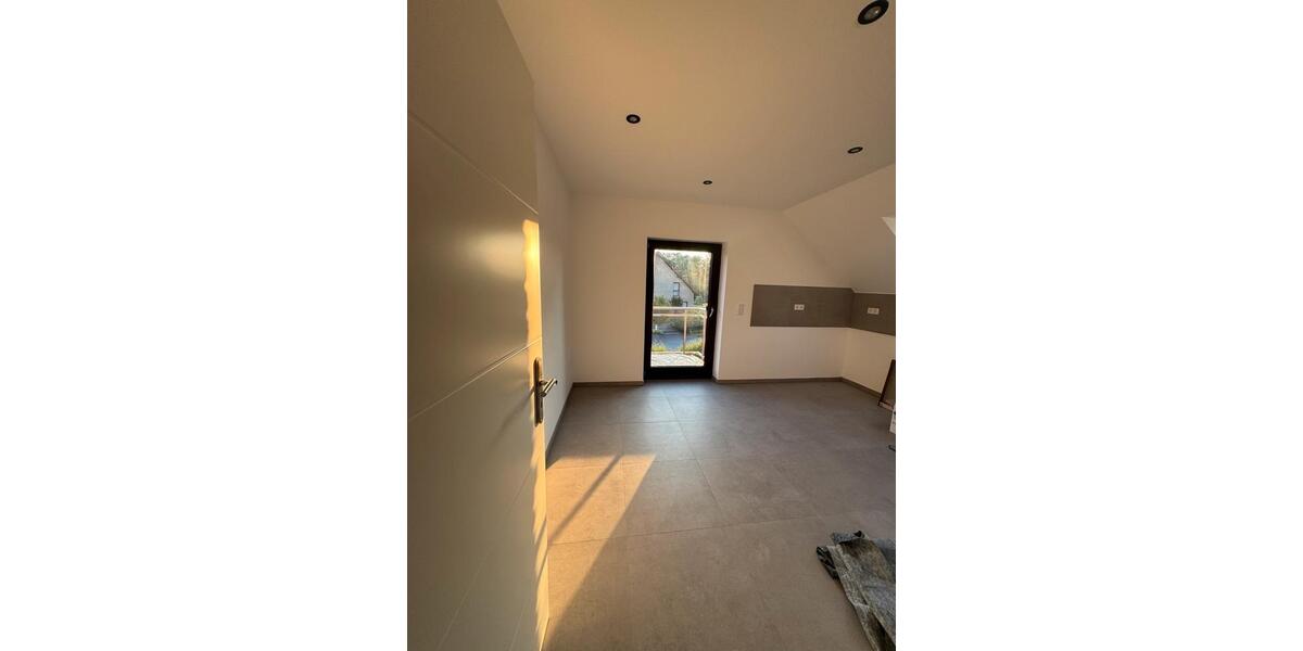 Etagenwohnung Schlangen - 4 Zimmer, 120 m&sup2;, 1.350&euro; | Angebot:27535700