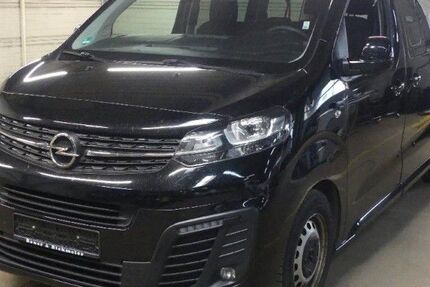 Opel Vivaro 159.000 km 19.800 &euro; Bad Lippspringe 33175