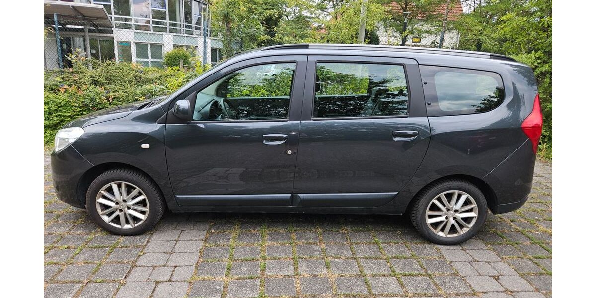 Dacia Lodgy 84.371 km 10.999 &euro; Rietberg 33397