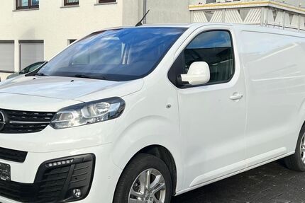 Opel Vivaro 145.180 km 12.200 &euro; Detmold 32758
