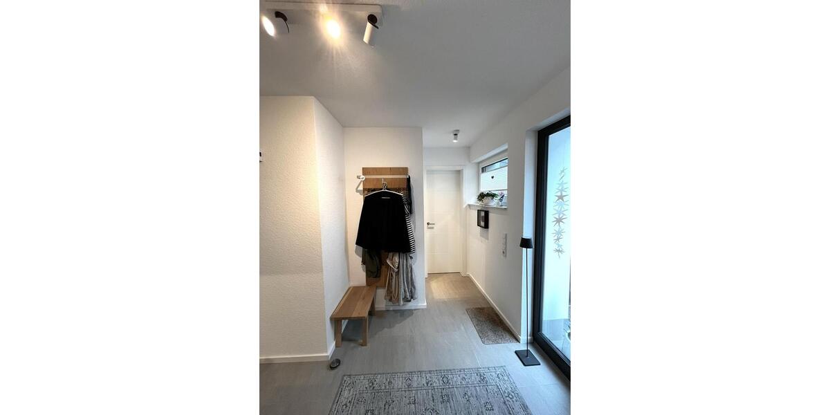Doppelhaushälfte Detmold Hiddesen - 4 Zimmer, 128 m&sup2;, 1.892&euro; | Angebot:25022862