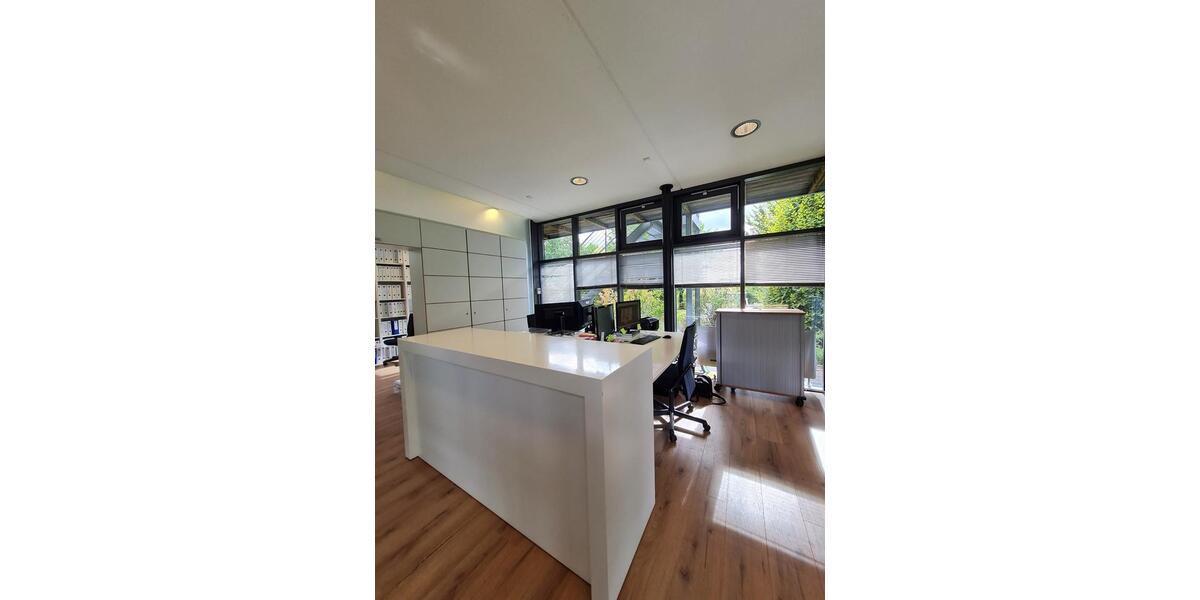 Einfamilienhaus Detmold - 6 Zimmer, 180 m&sup2;, 599.000&euro; | Angebot:26286752