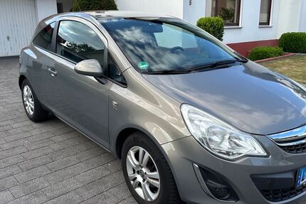 Opel Corsa 185.110 km 2.600 &euro; Schlangen 33189