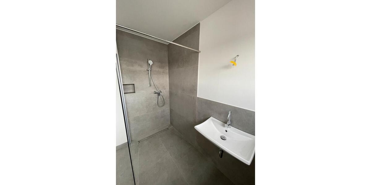 Reihenhaus Bad Driburg - 5 Zimmer, 145 m&sup2;, 1.300&euro; | Angebot:26591873