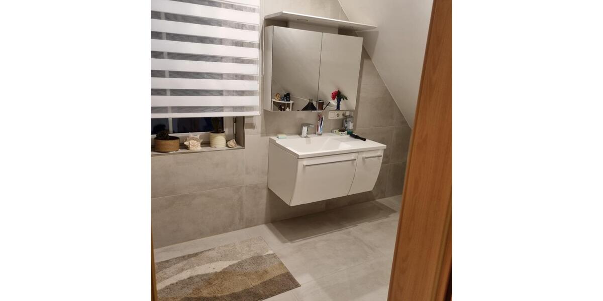 Doppelhaushälfte mit viel Platz & Garten 8 zimmer