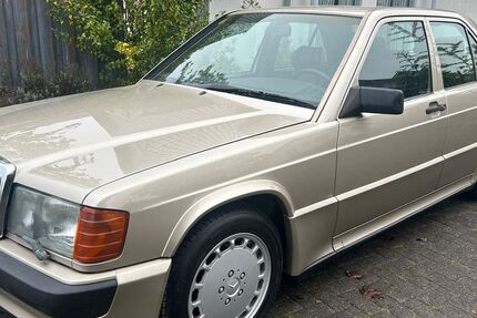 Mercedes-Benz 190 105.500 km 34.900 &euro; Salzkotten 33154