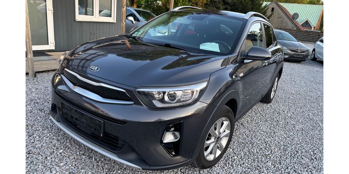 Kia Stonic 67.044 km 12.690 &euro; Paderborn 33104