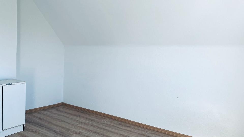 Dachgeschoßwohnung Paderborn Univiertel - 3 Zimmer, 86 m&sup2;, 650&euro; | Angebot:25433189