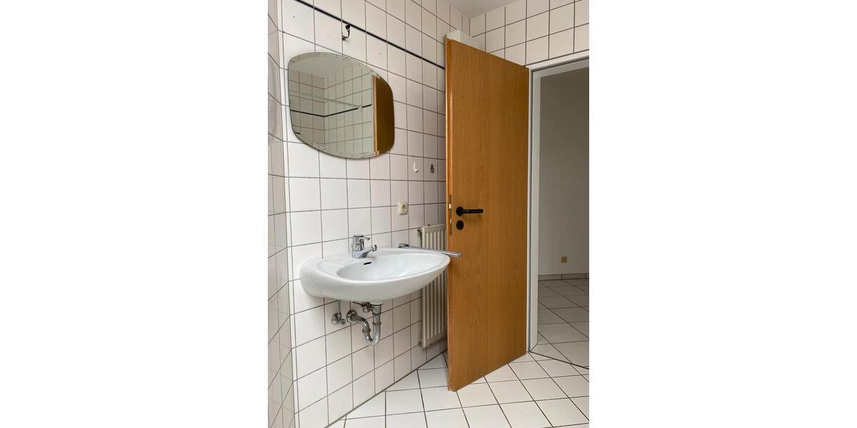 Dachgeschoßwohnung Paderborn Univiertel - 3 Zimmer, 77 m&sup2;, 650&euro; | Angebot:26462501