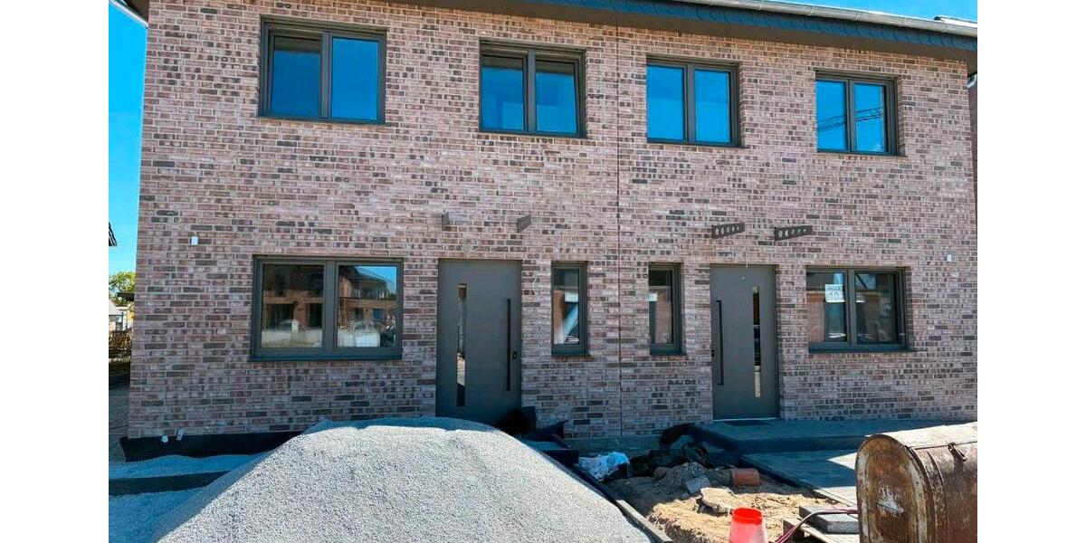Doppelhaushälfte Delbrück - 6 Zimmer, 124 m&sup2;, 1.500&euro; | Angebot:26539496
