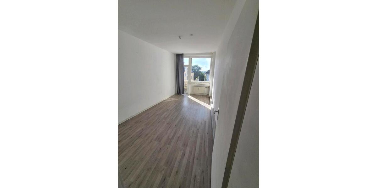Etagenwohnung Paderborn Univiertel - 3 Zimmer, 89 m&sup2;, 880&euro; | Angebot:27600505
