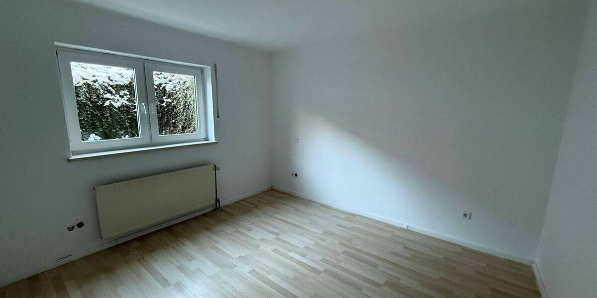 Etagenwohnung Borchen Kirchborchen - 2 Zimmer, 62 m&sup2;, 365&euro; | Angebot:26916744