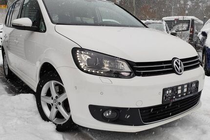 VW Touran 160.403 km 10.950 &euro; Schlangen 33189