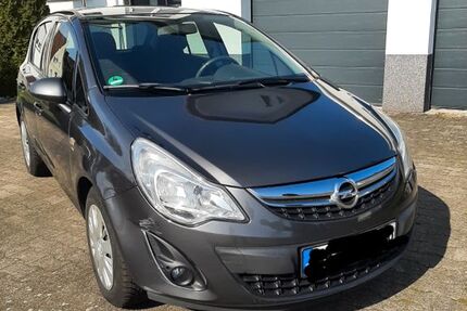 Opel Corsa 174.400 km 2.699 &euro; Paderborn 33104