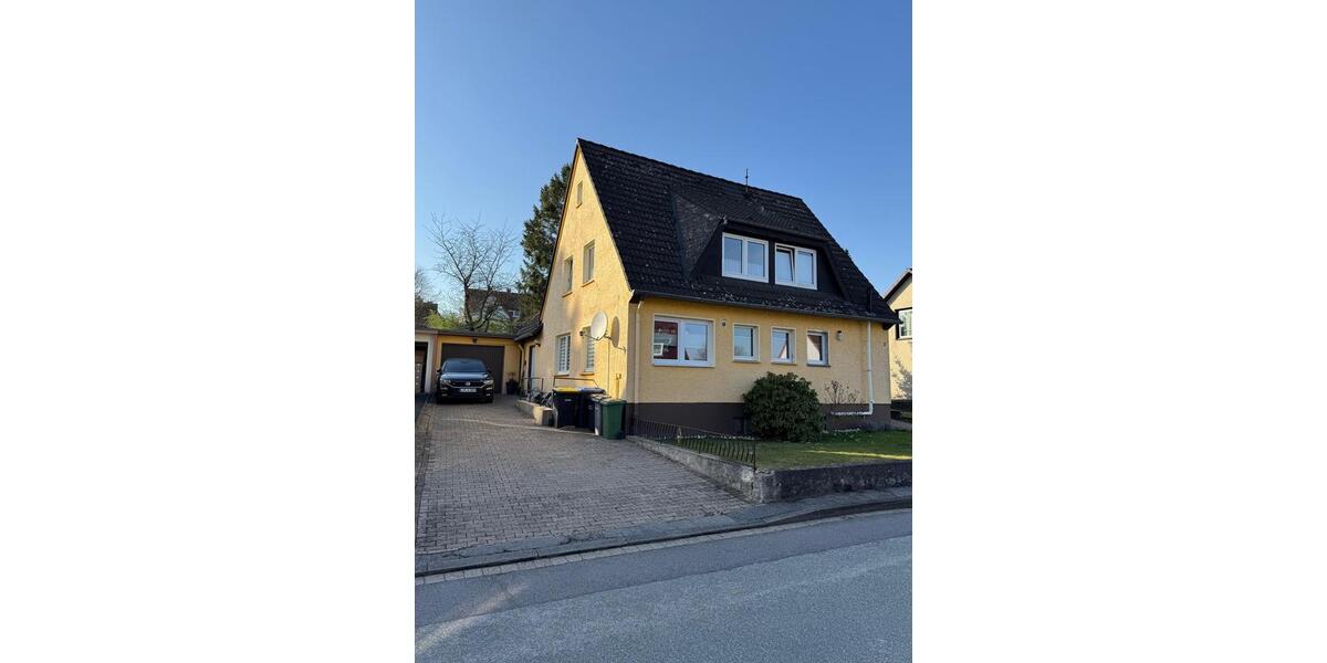 Einfamilienhaus Horn-Bad Meinberg Bad Meinberg - 8 Zimmer, 180 m&sup2;, 255.000&euro; | Angebot:25824450