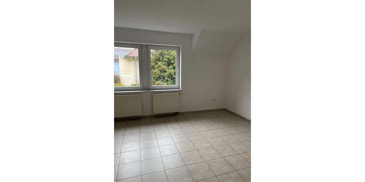 Reihenhaus Marsberg - 4 Zimmer, 110 m&sup2;, 240.000&euro; | Angebot:27617887