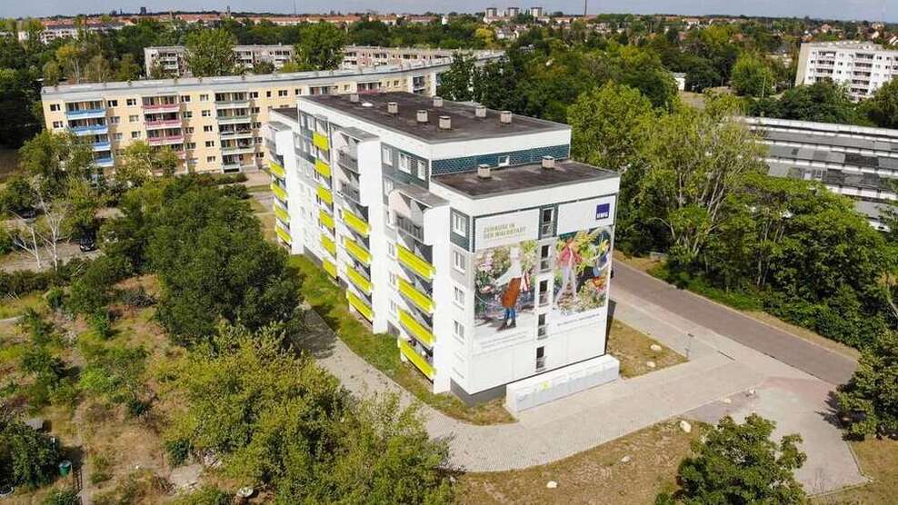 Wohnung zum Mieten in Halle 253 € 34.48 m²