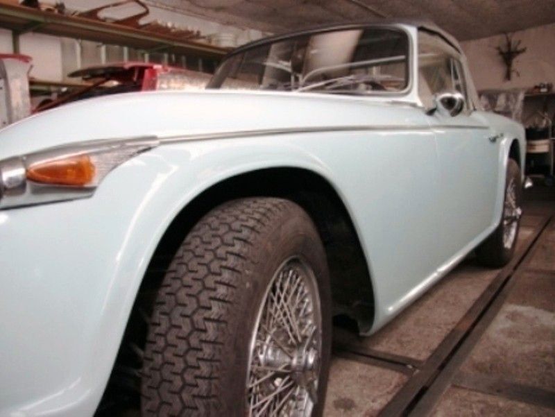 TR4